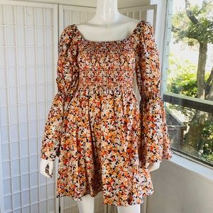 NWT, Sofia Irinia Floral Mini Dress, M.